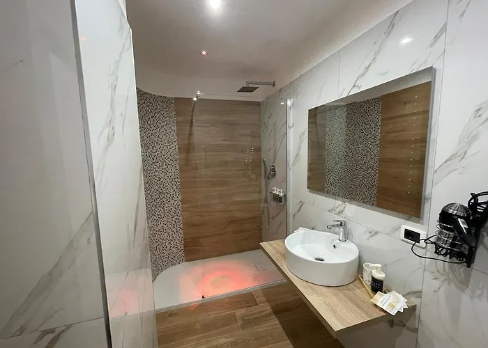 Apartamento Jacuzzi - Elegant Retreat In Conca D'oro *