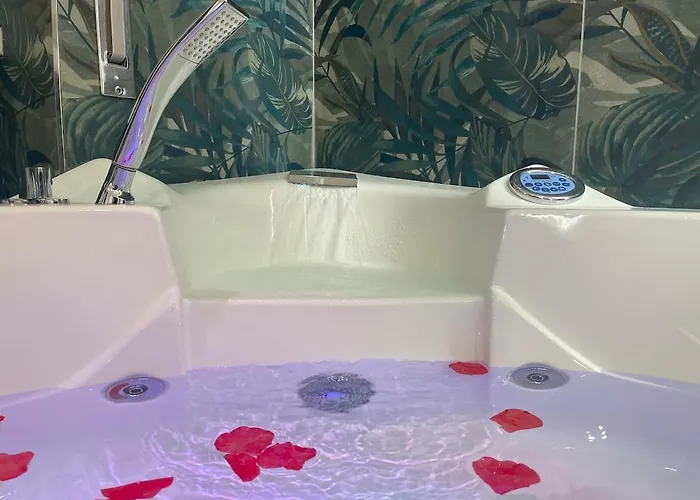 Jacuzzi - Elegant Retreat In Conca D'oro *